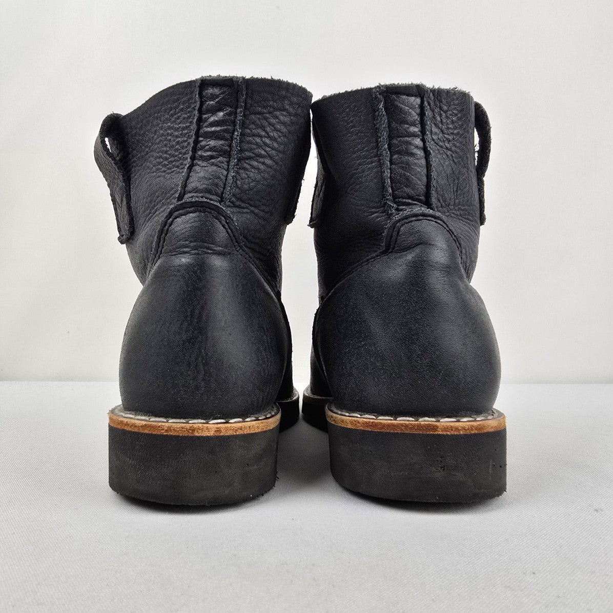 Roots Tribe Black Leather Short Boots Size 5.5