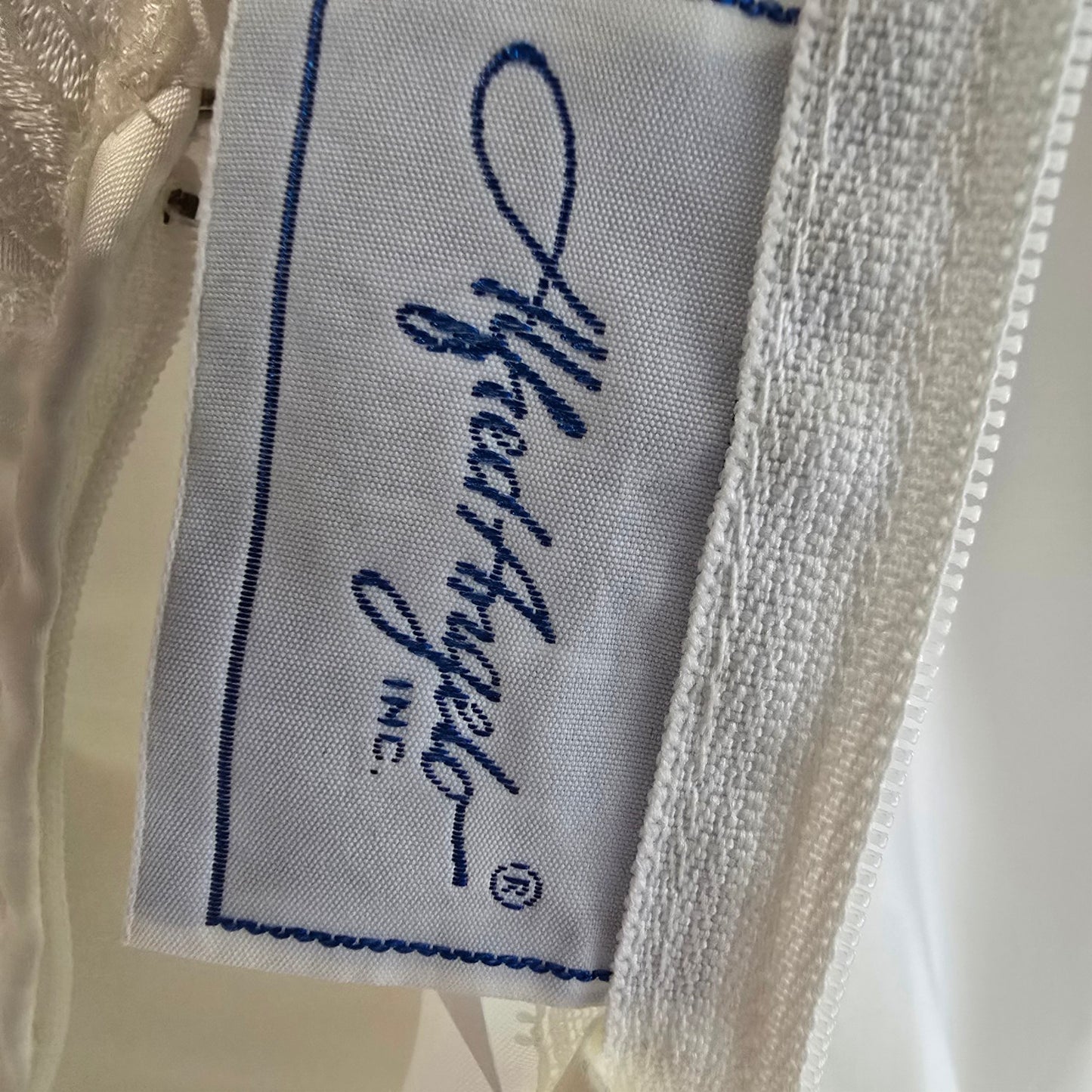 Vintage Alfred Angelo White 80s Puff Sleeve Wedding Dress Size M/L