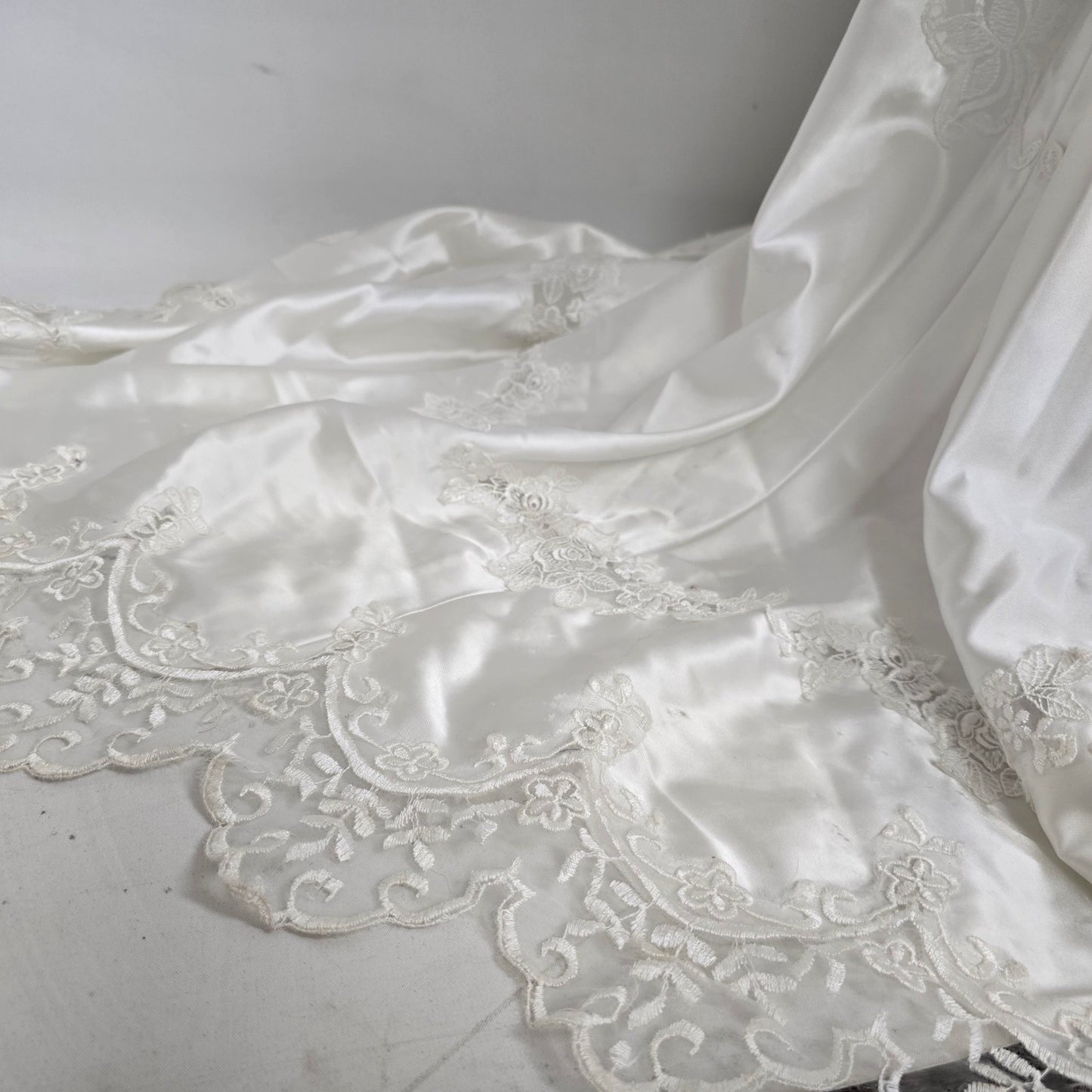 Vintage Alfred Angelo White 80s Puff Sleeve Wedding Dress Size M/L