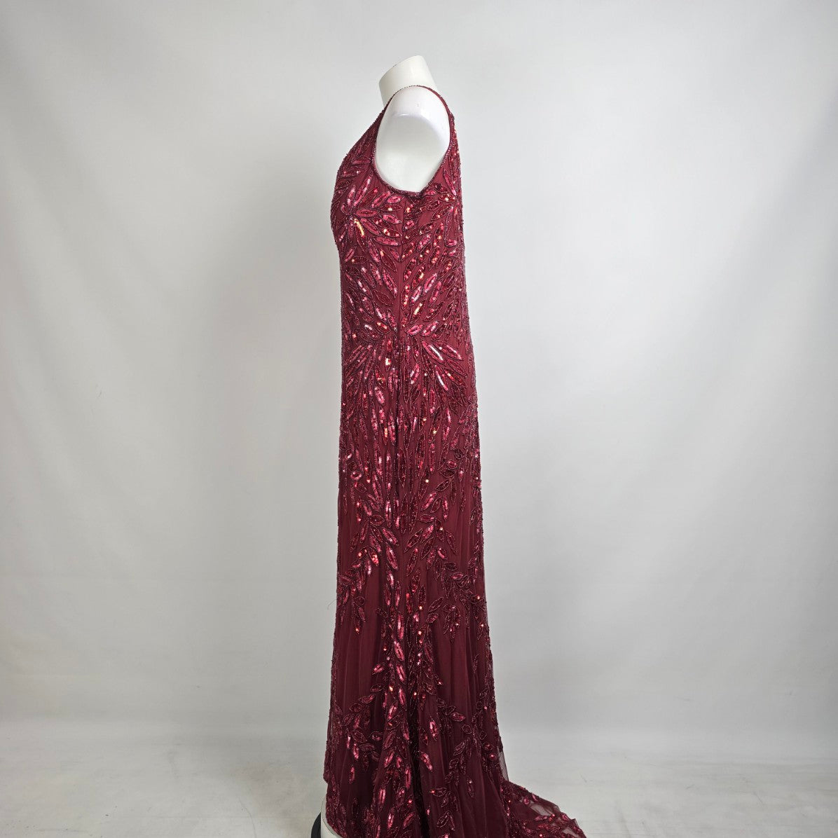 Mac Duggal Burgundy Plunging V Neck Embellished Leaf Gown Size 14