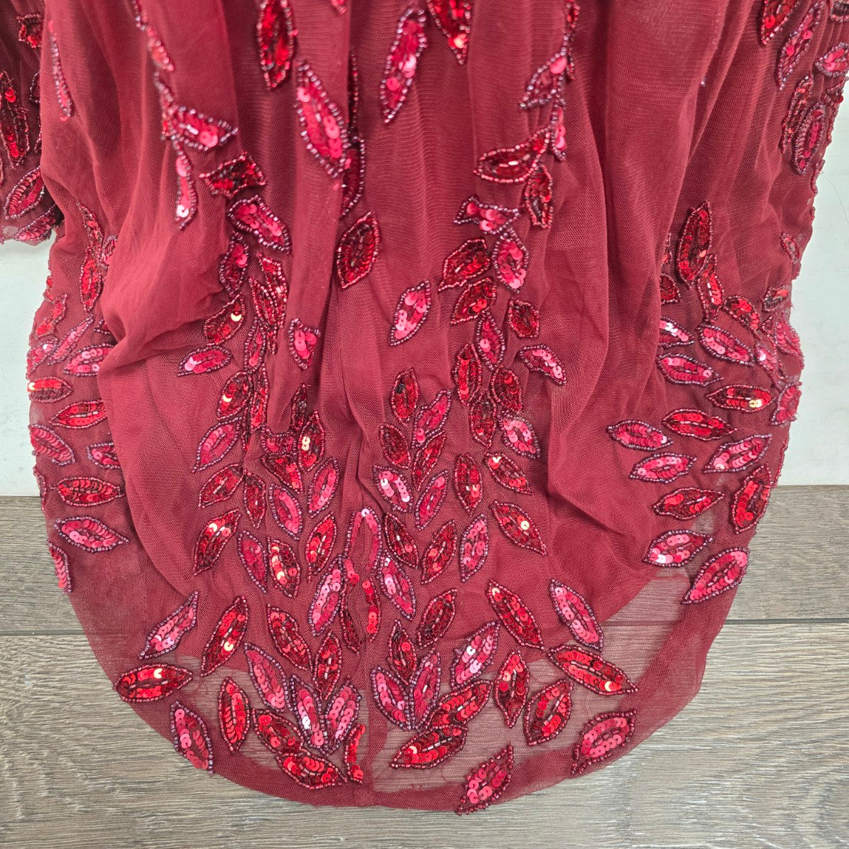 Mac Duggal Burgundy Plunging V Neck Embellished Leaf Gown Size 14