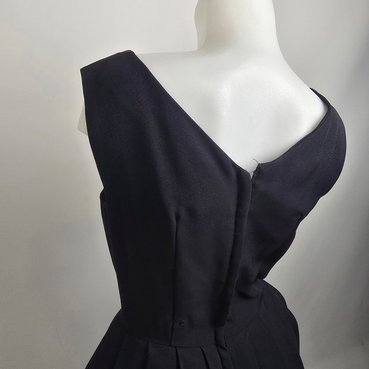 Vintage 1950s Black Boat Neck Rose Detail Cocktail Dress Size S