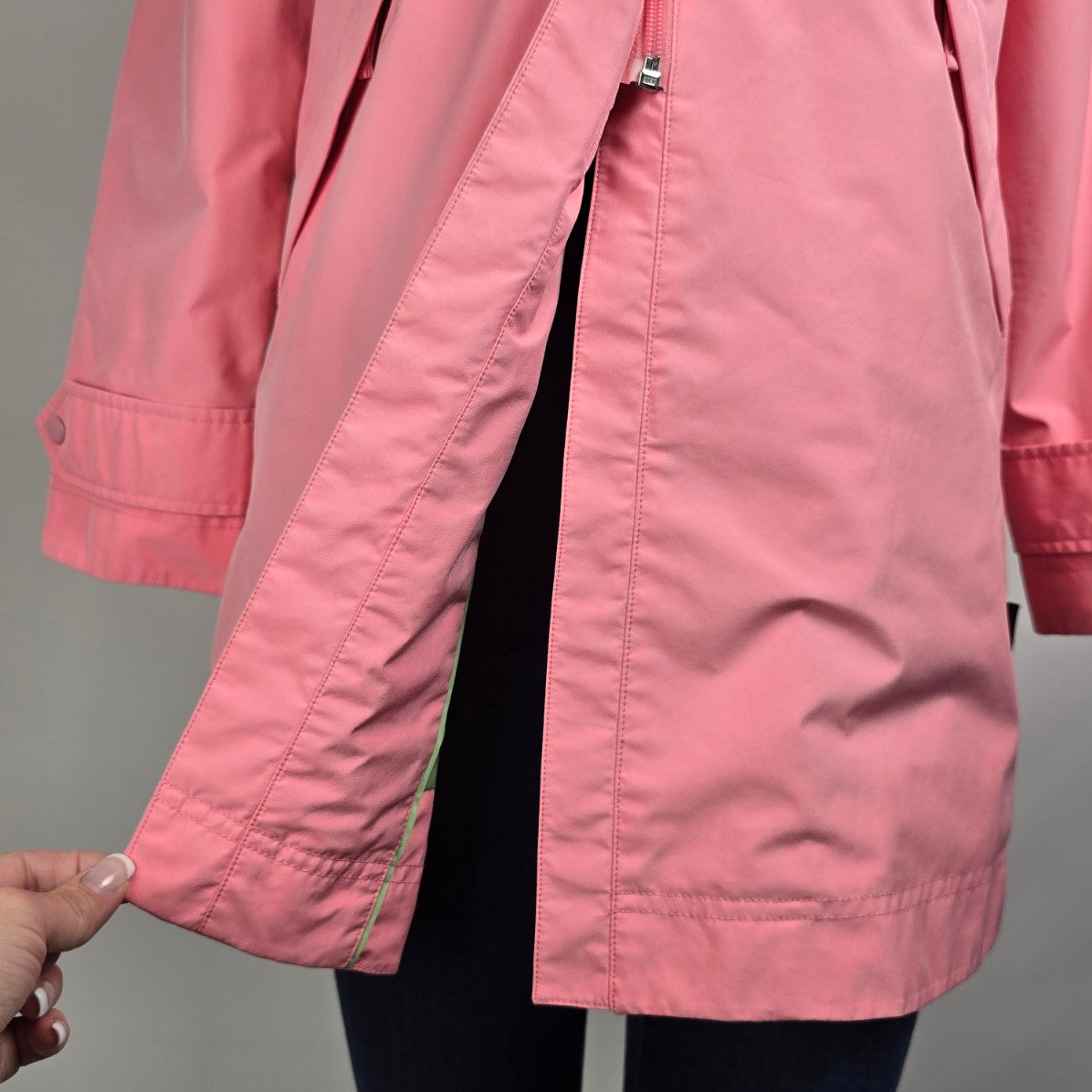 Lilly Pulitzer Pink Gore Tex Rain Coat Size XS