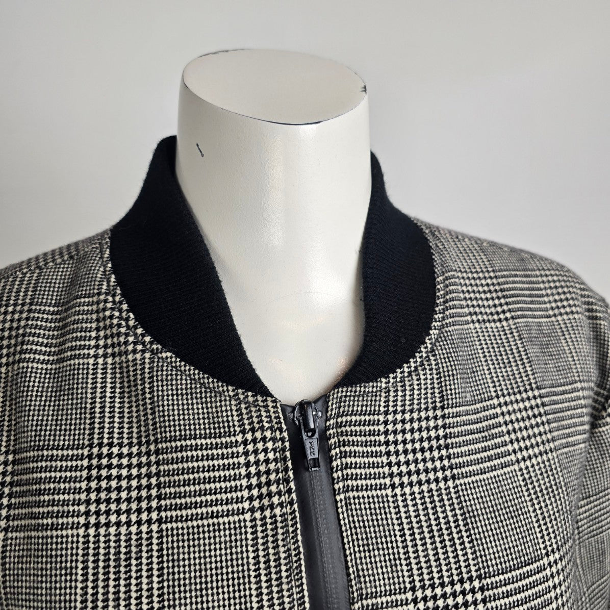 Le 31 Black Houndstooth Bomber Jacket Size 12