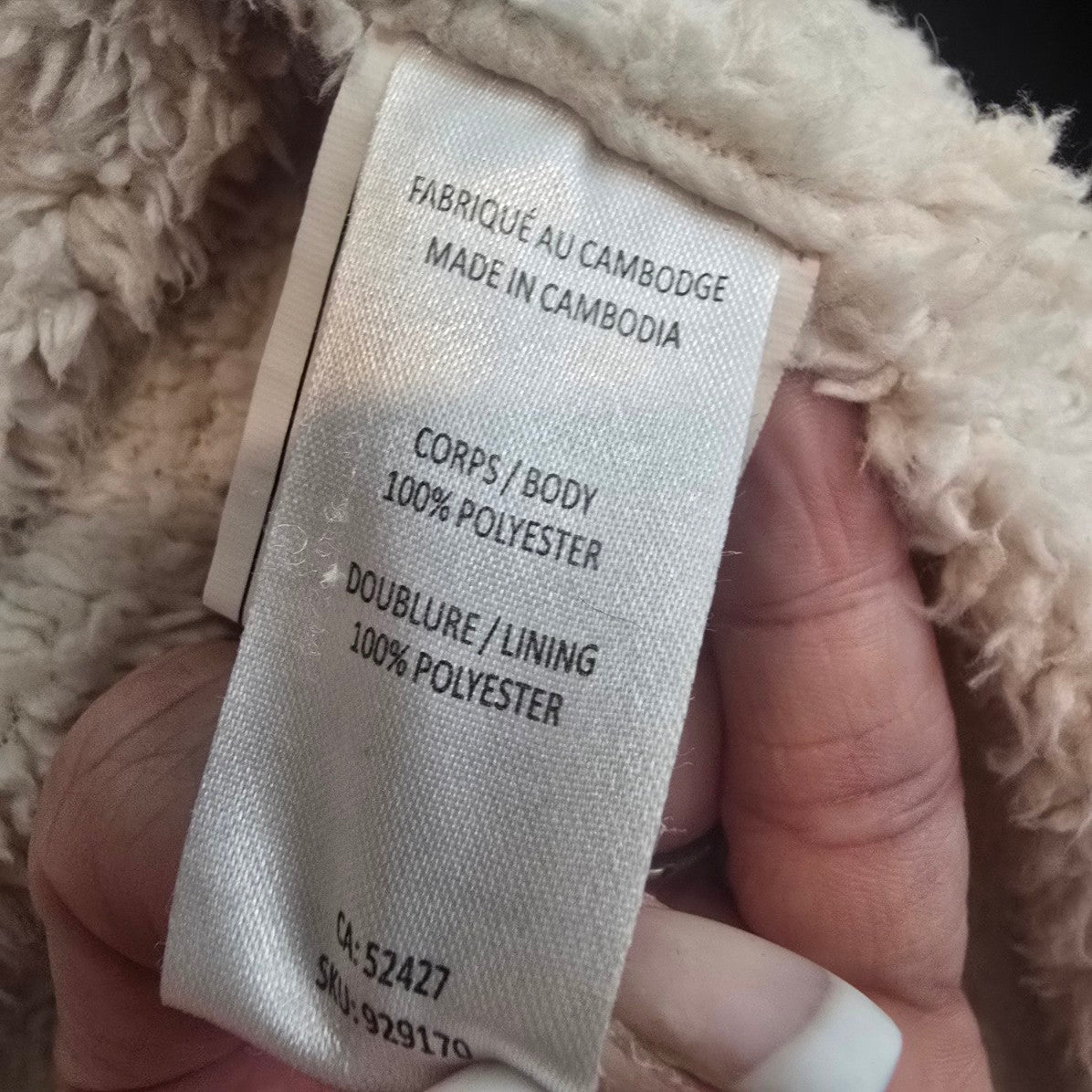 Classic Editions Wolf Family Graphic Red Zip Up Jacket Size M