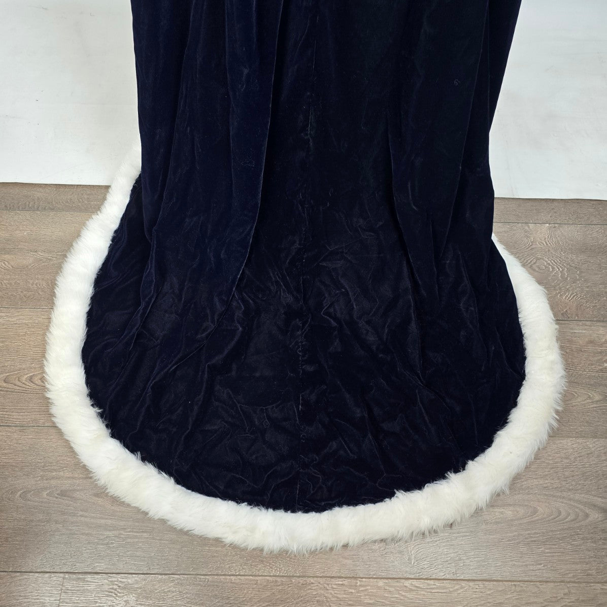 Velvet Hooded Cloak with Fur Trim Onesize