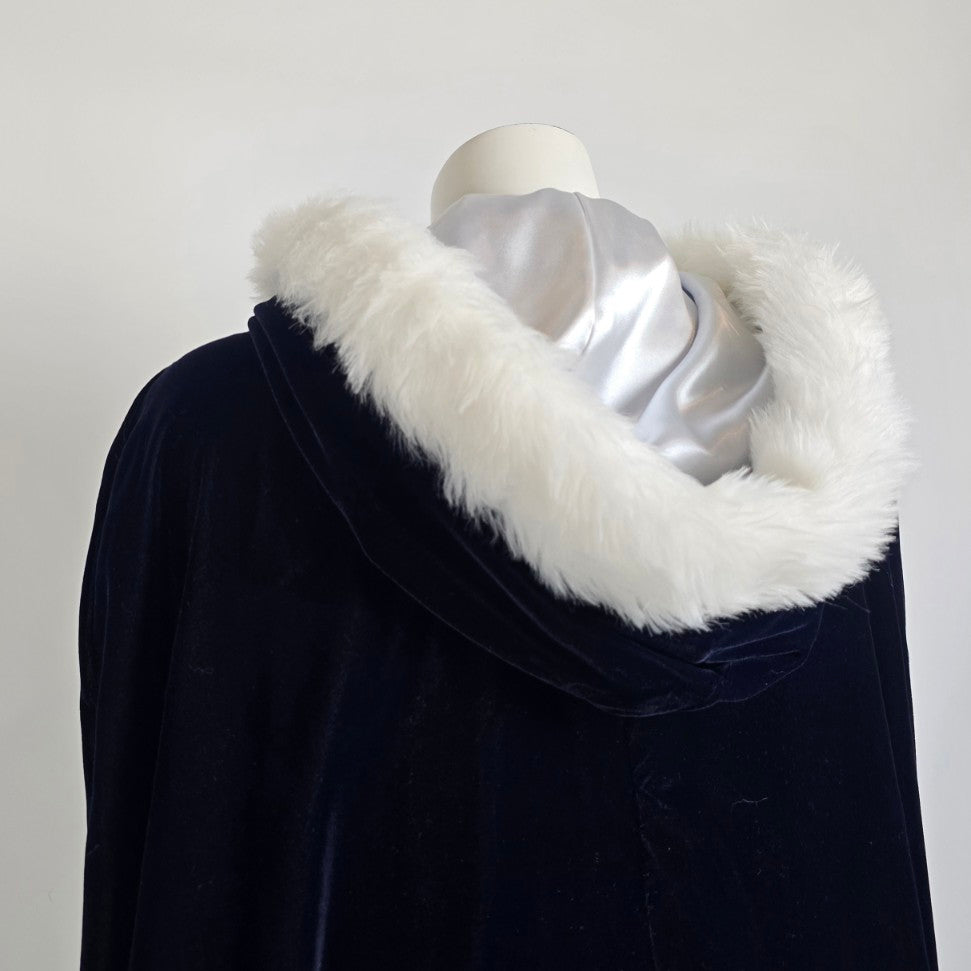 Velvet Hooded Cloak with Fur Trim Onesize