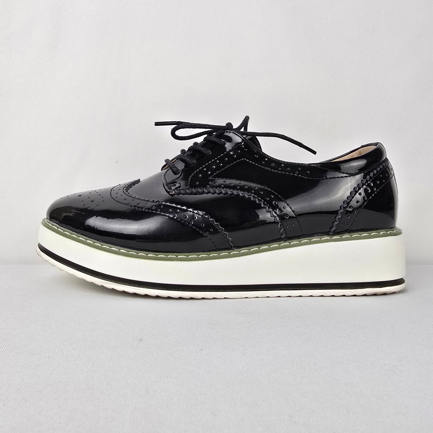 DADAWEN Black Patent Platform Lace-Up Wingtips Oxfords Shoes Size 9