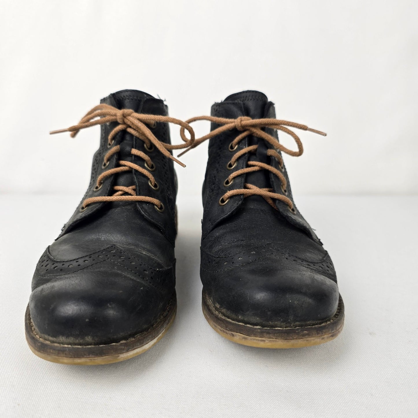 Josef Seibel Sienna Black Leather Lace Up Ankle Boot Size 5.5