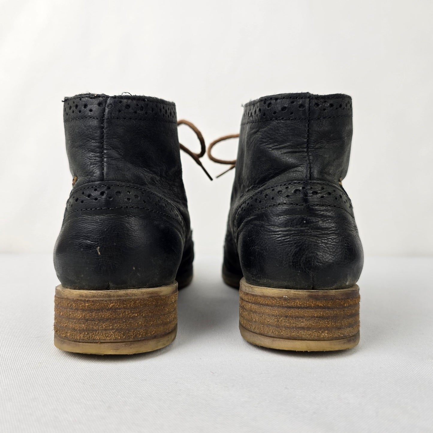 Josef Seibel Sienna Black Leather Lace Up Ankle Boot Size 5.5