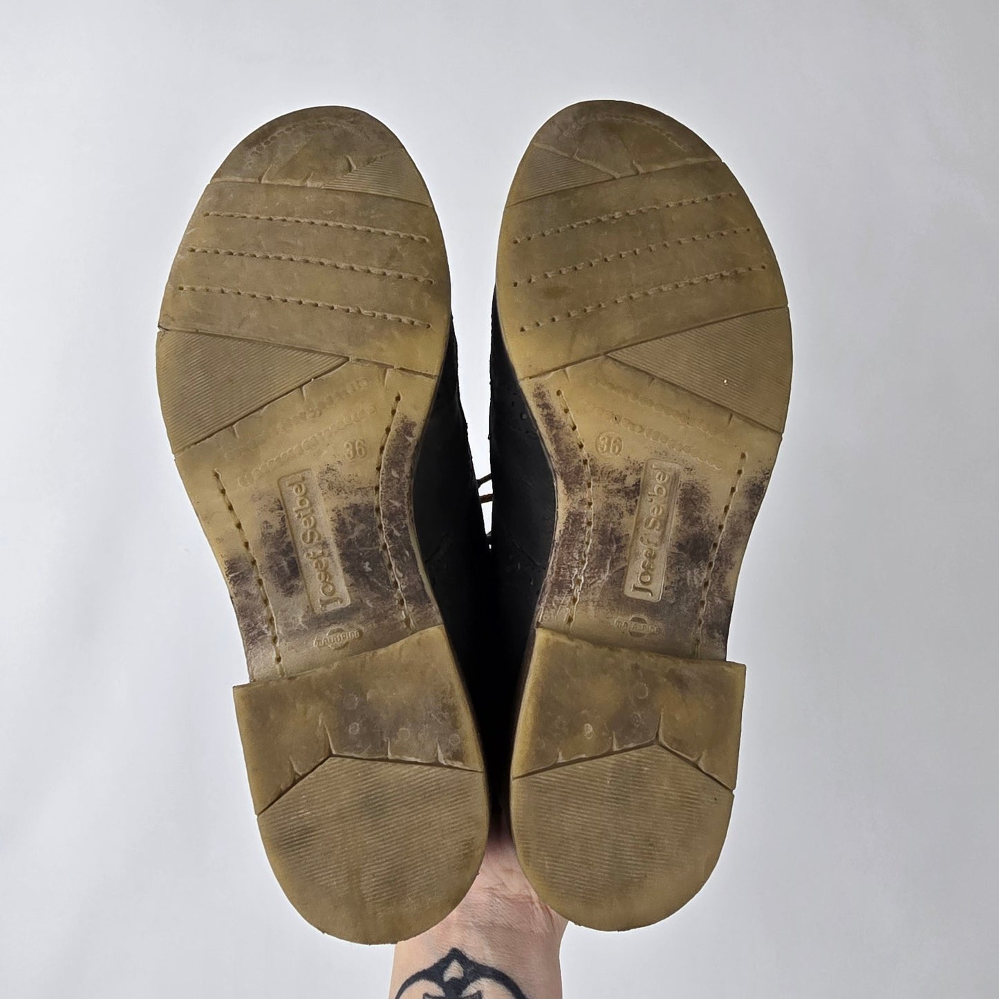 Josef Seibel Sienna Black Leather Lace Up Ankle Boot Size 5.5