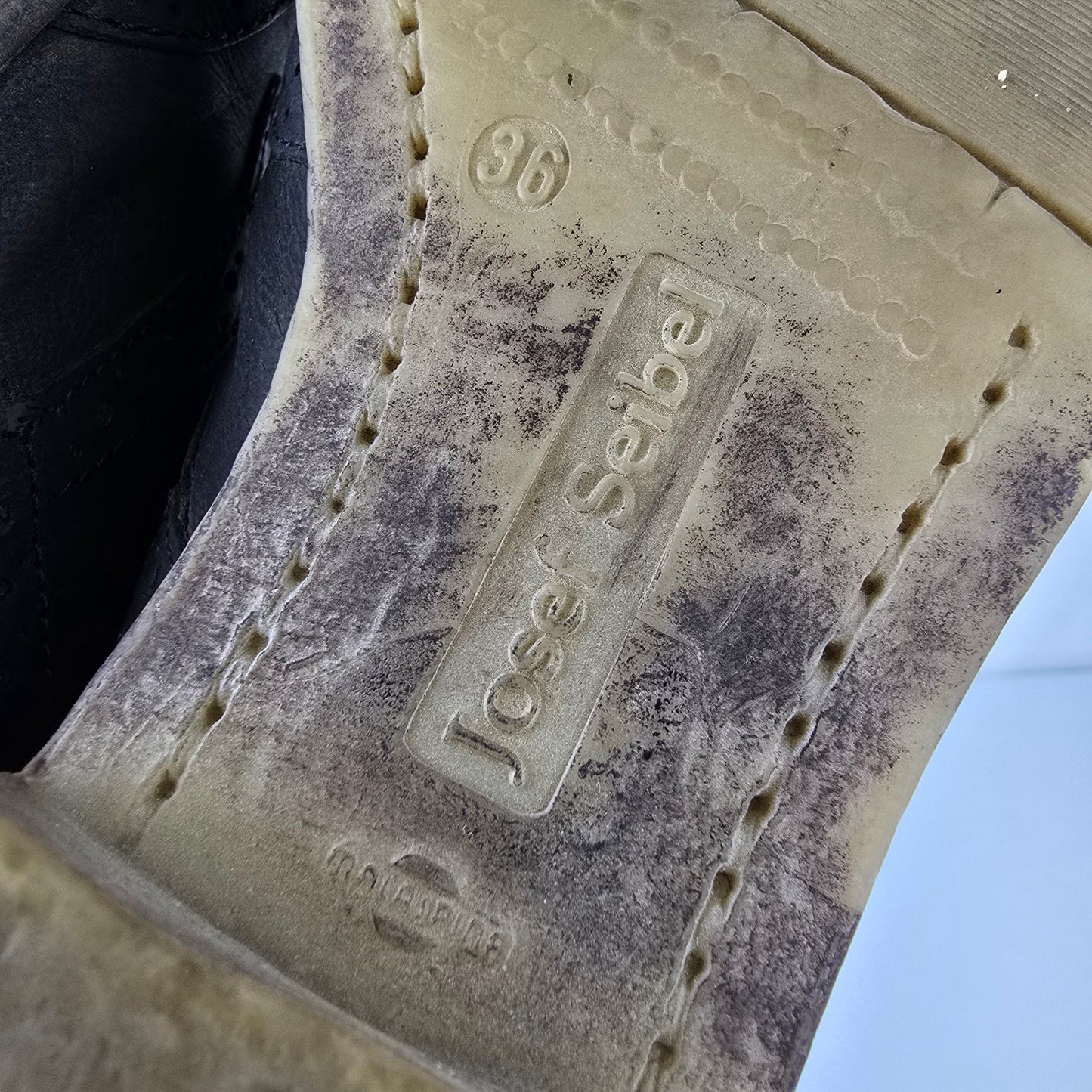 Josef Seibel Sienna Black Leather Lace Up Ankle Boot Size 5.5