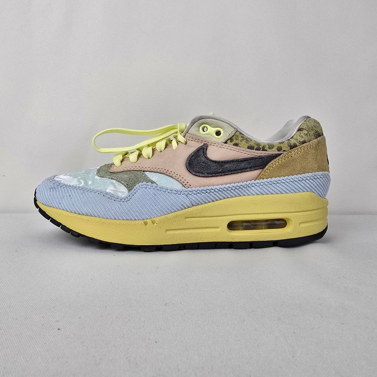 Nike Air Max 1 '87 Great Indoors Corduroy Blue Runners Size 6.5