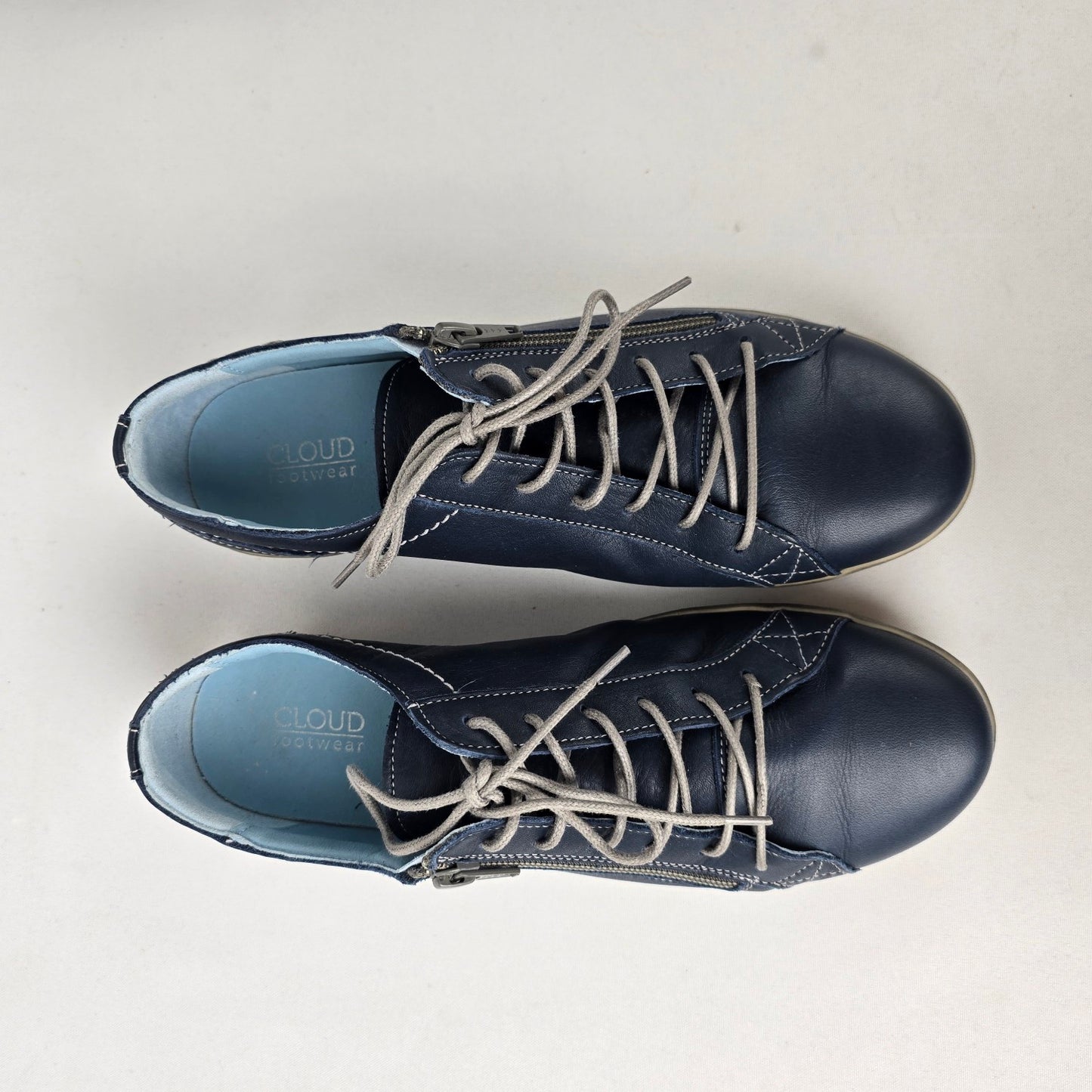 Cloud Aika Blue Leather Lace Up Shoes Size 9