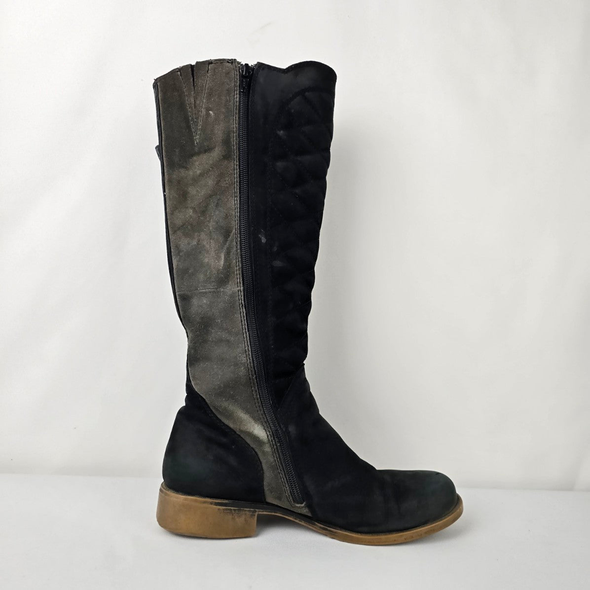 MARC Black & Grey Suede Boots Size 8.5