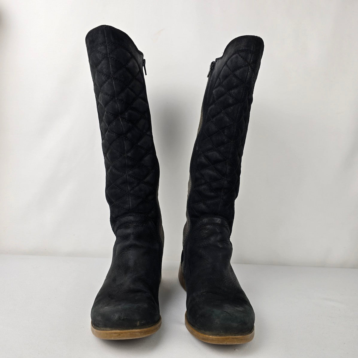 MARC Black & Grey Suede Boots Size 8.5