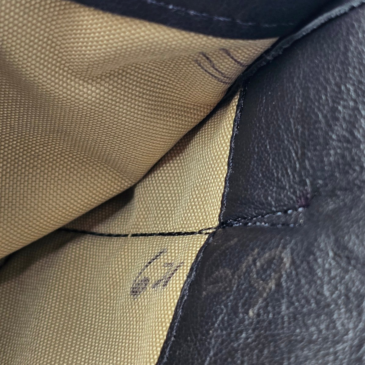 Vintage Black & Purple Clutch Shoulder Purse