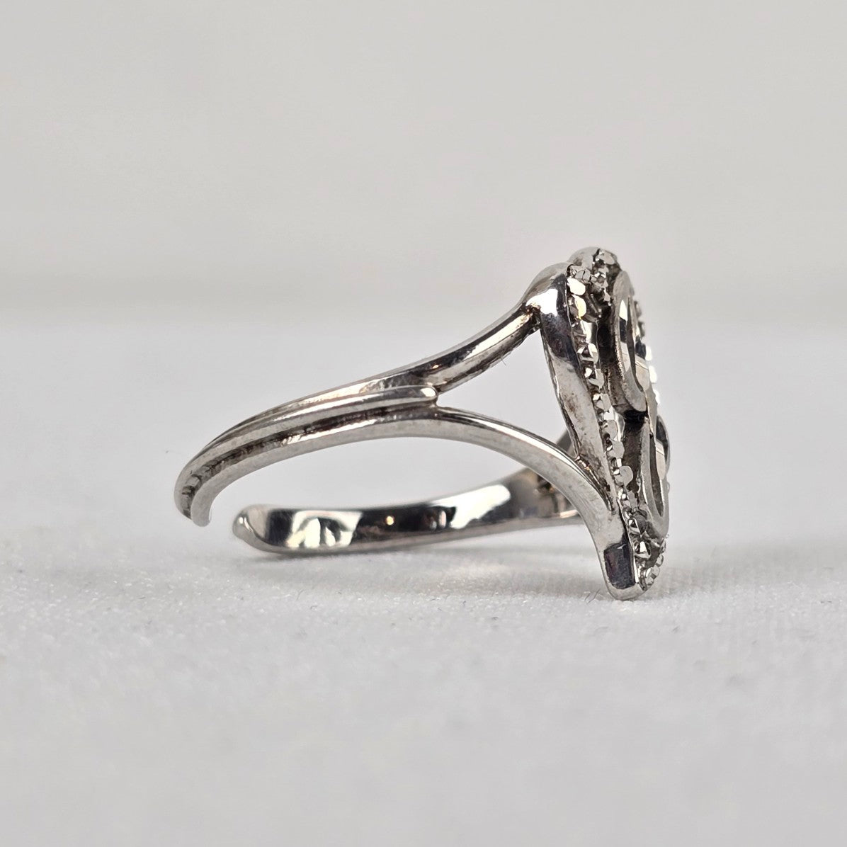 Vintage 925 Sterling Silver Diamond-Cut Heart Initial J Ring Adjustable