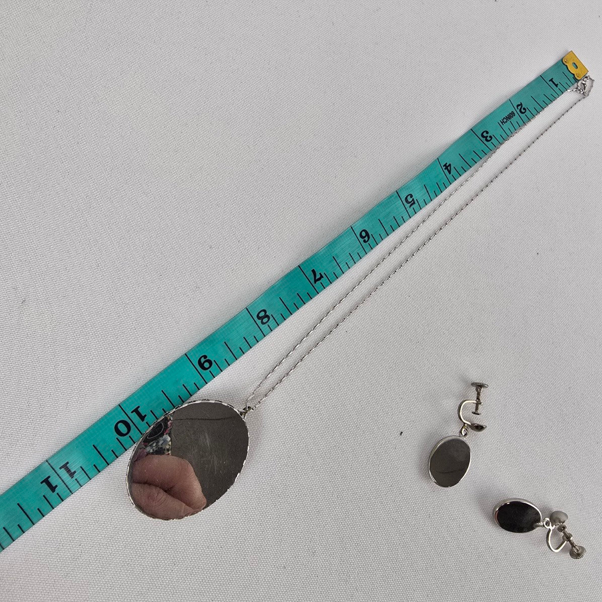 Vintage Silver Cameo Mirrored Necklace Screw Back Earrings Set