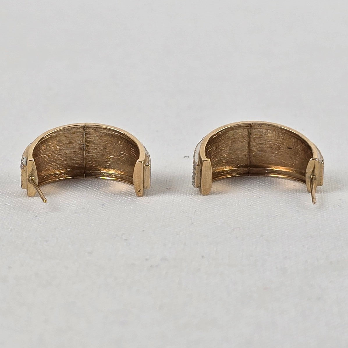 AAJ 10k Gold Hoop Earrings