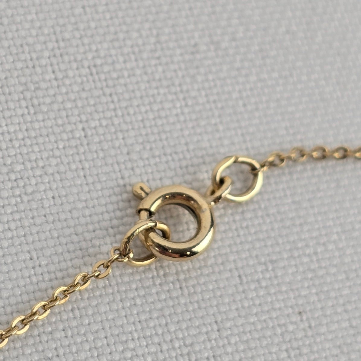 Vintage Gold Tone Iron Pendant Necklace