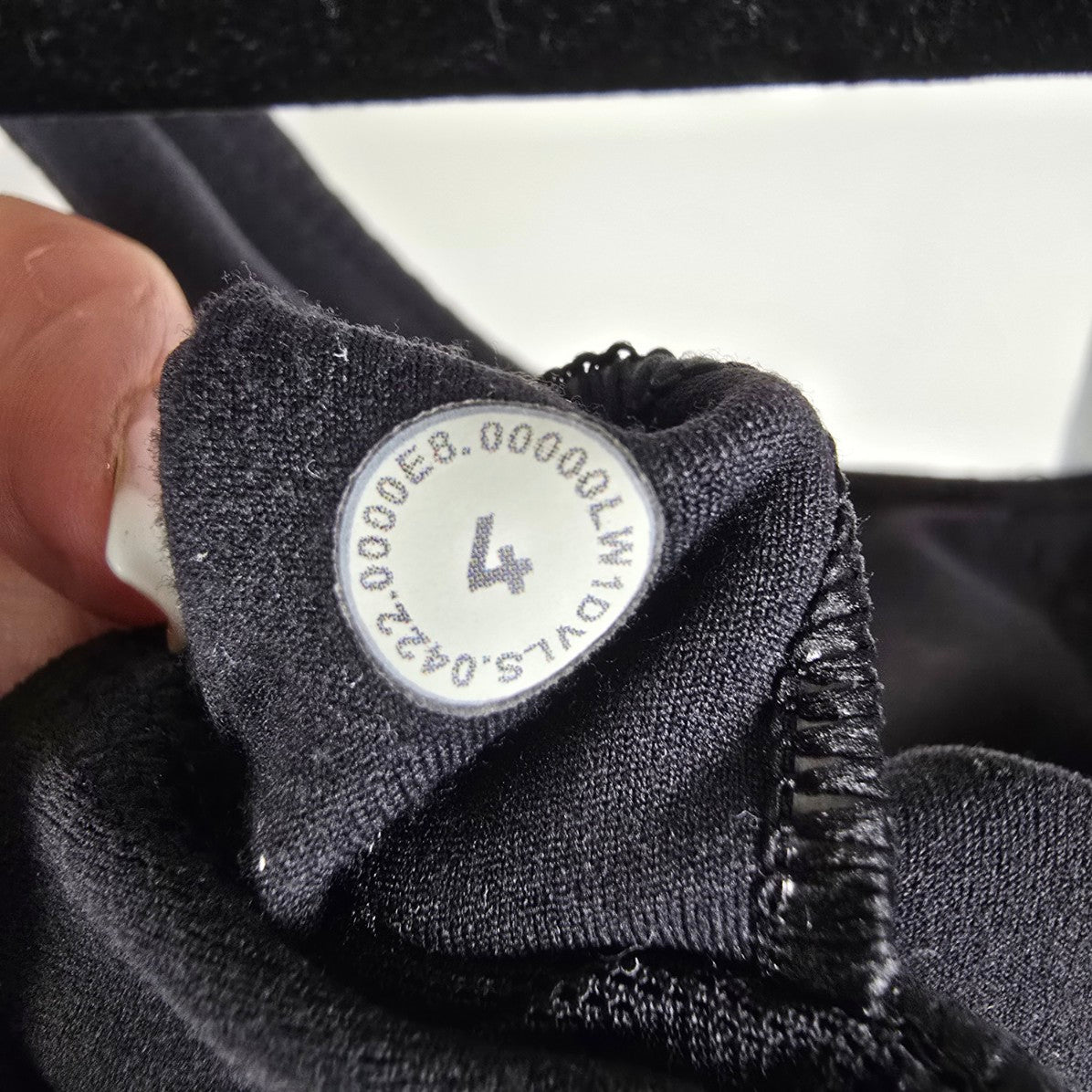 Lululemon Black Align Ribbed Knit Cropped Tank Top Size 4