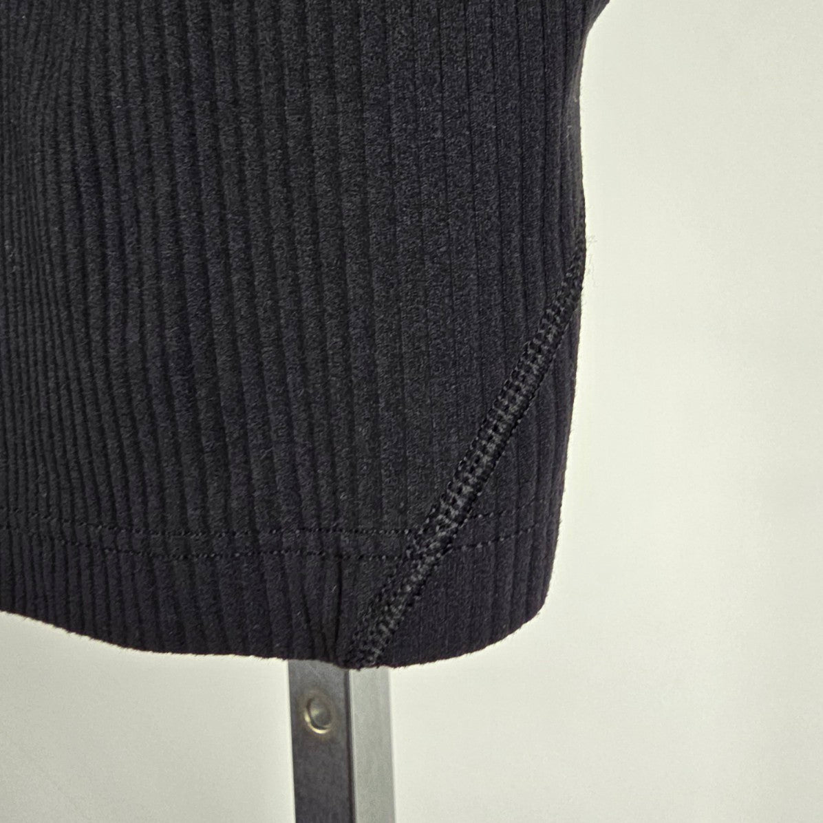 Lululemon Black Align Ribbed Knit Cropped Tank Top Size 4