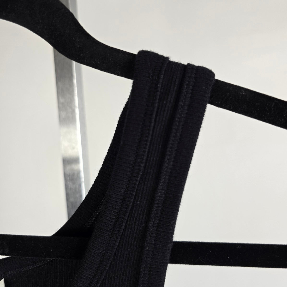 Sunday Best Black Ribbed Sleeveless Cropped Tank Top Size M