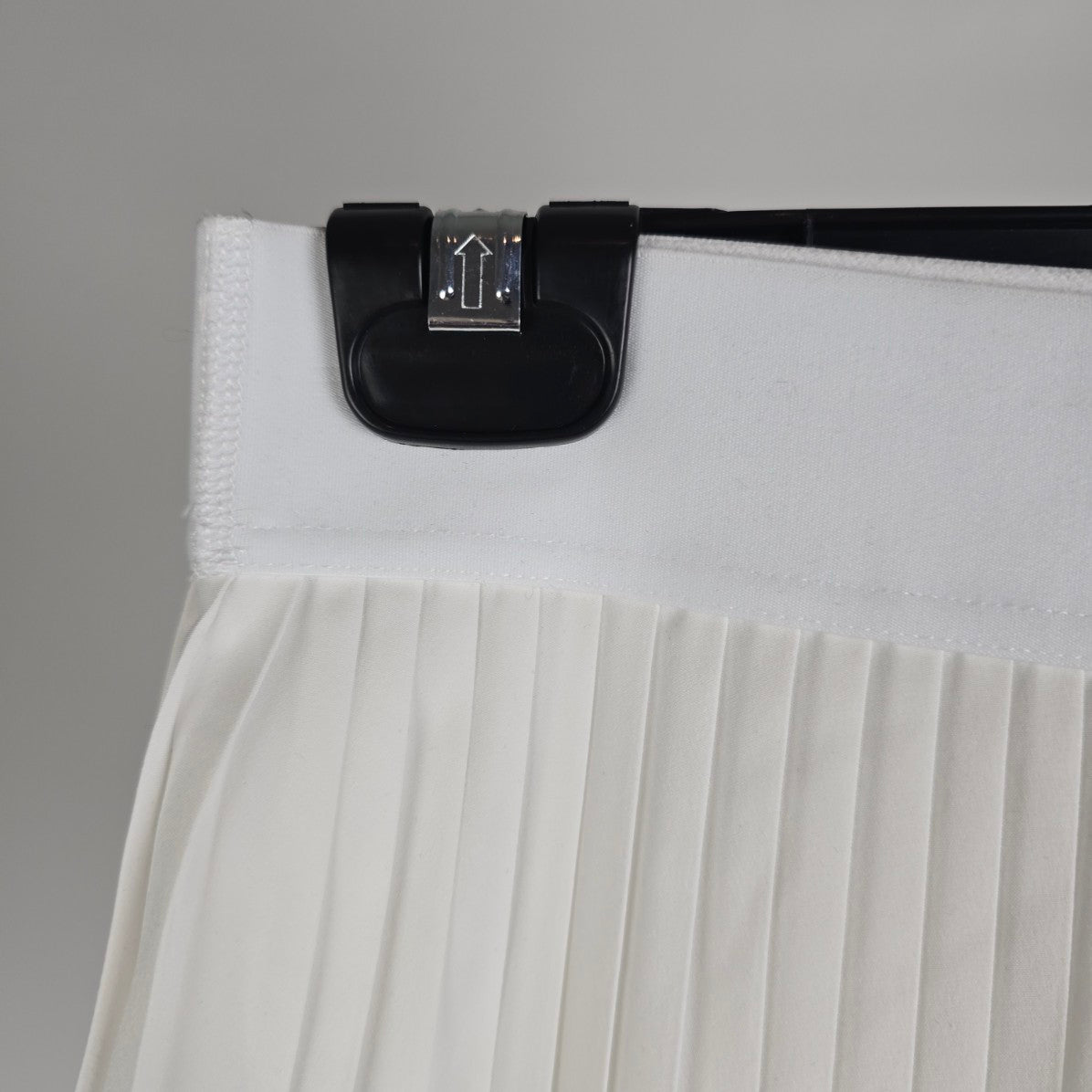 TnAction MoveTech Tennis Pro White Pleated Micro Skirt Size S