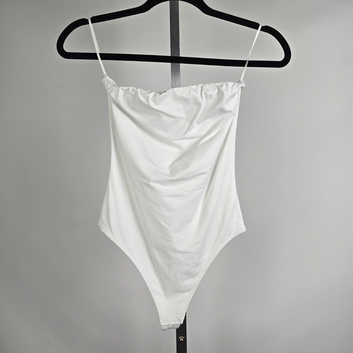 Babaton Contour White Strapless Bodysuit Size S