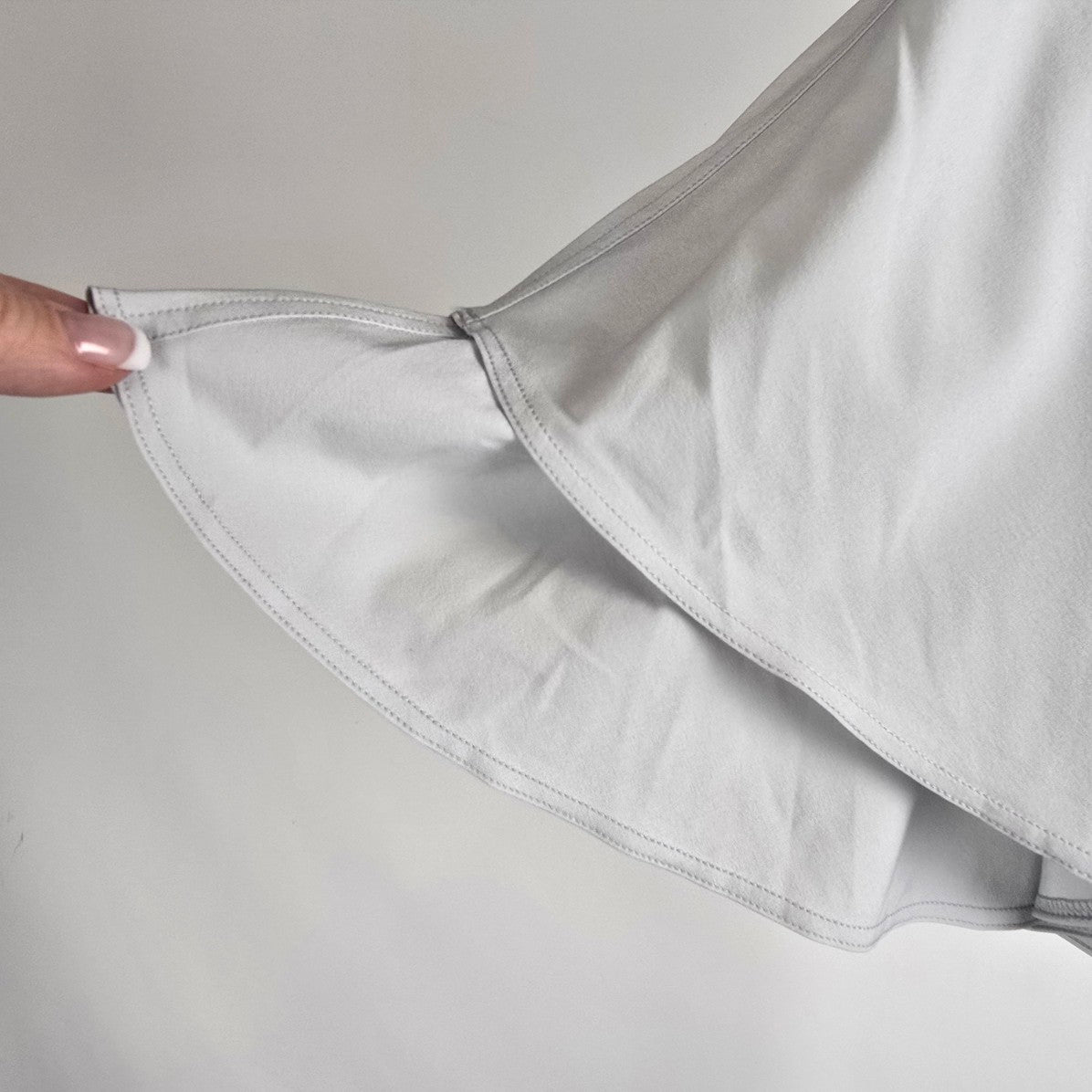 Lululemon Silver Grey Court Rival High-Rise Skirt Skort Size 6