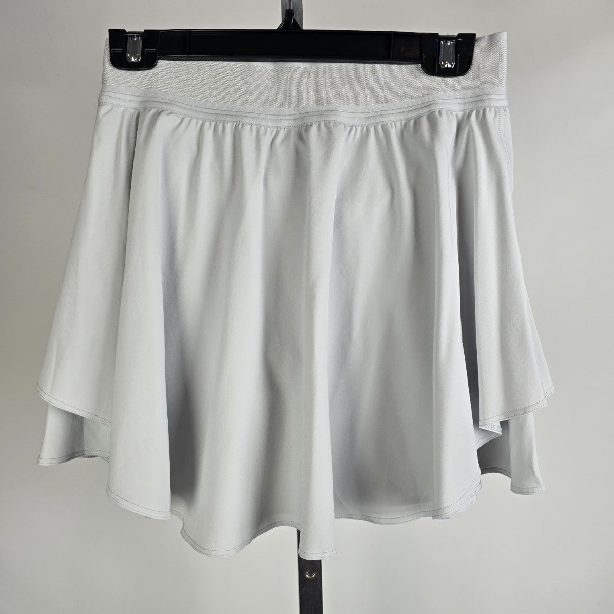 Lululemon Silver Grey Court Rival High-Rise Skirt Skort Size 6