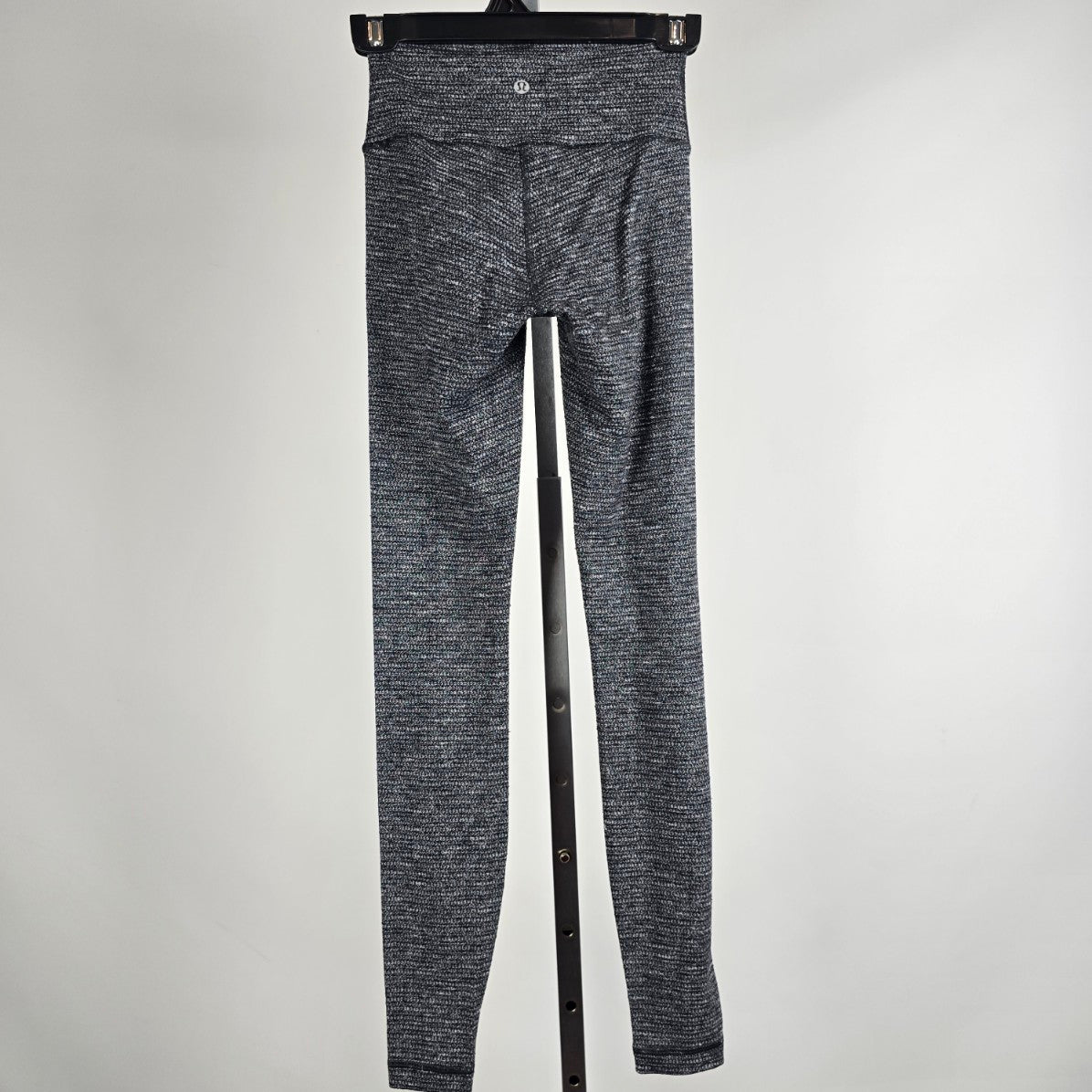 Lululemon Grey Wunder Under SmoothCover Leggings Size 4