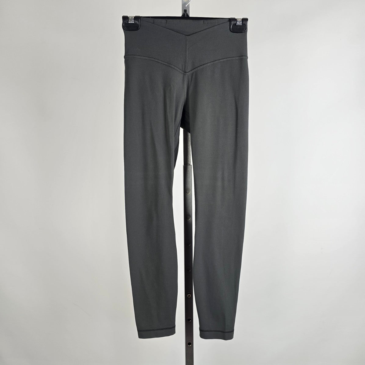 Lululemon Grey Align V-Waist Pant 25" Leggings Size 4