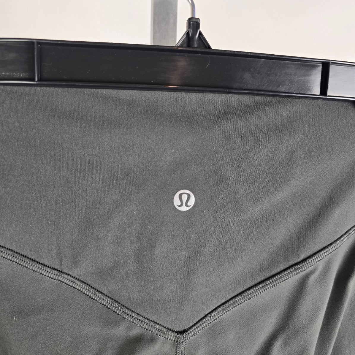 Lululemon Grey Align V-Waist Pant 25" Leggings Size 4