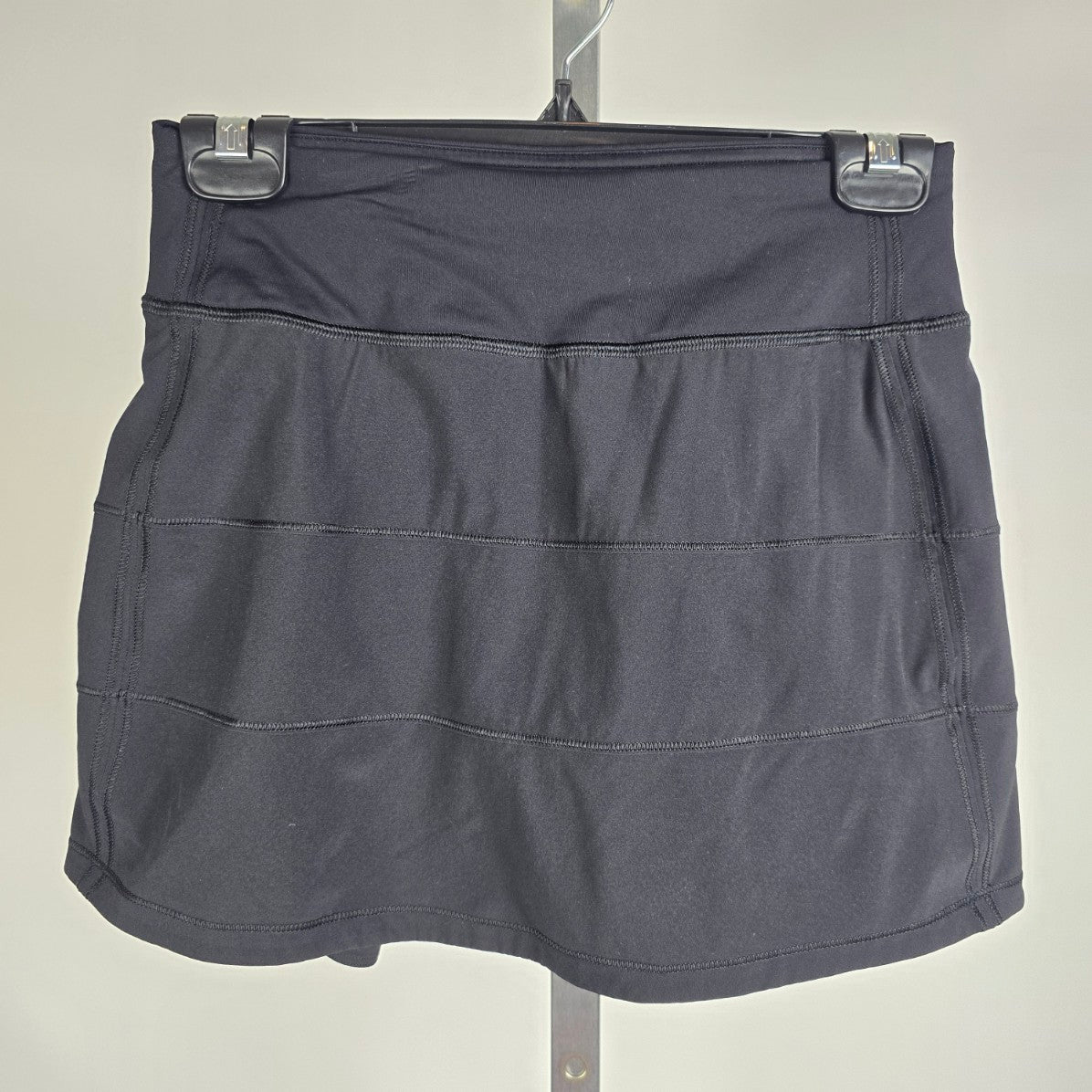 Lululemon Pace Rival Mid Rise Black Skirt Size 2