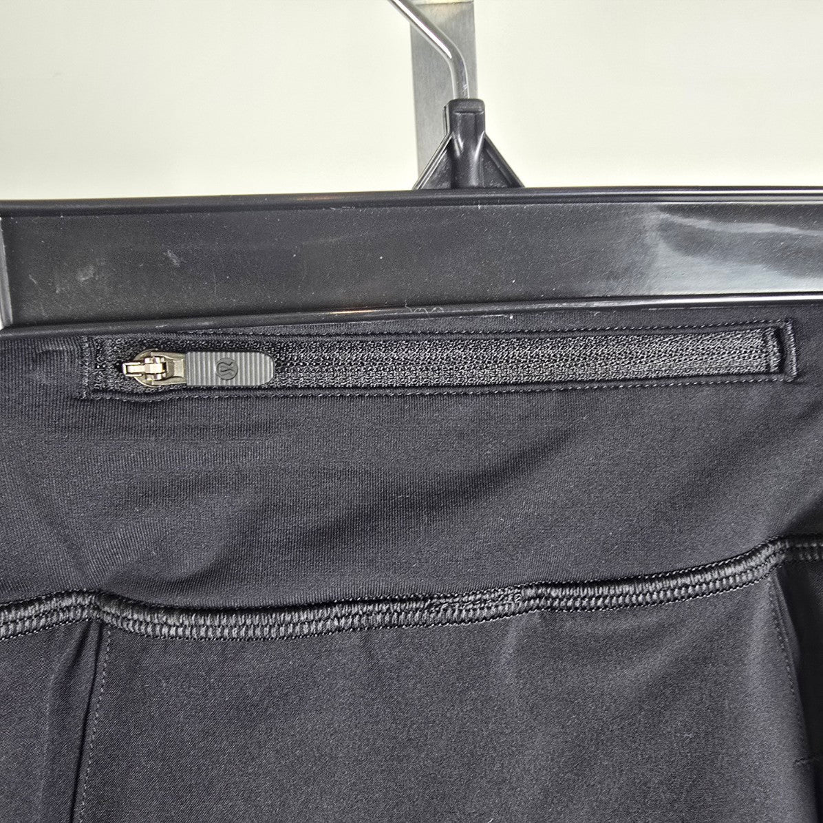 Lululemon Pace Rival Mid Rise Black Skirt Size 2