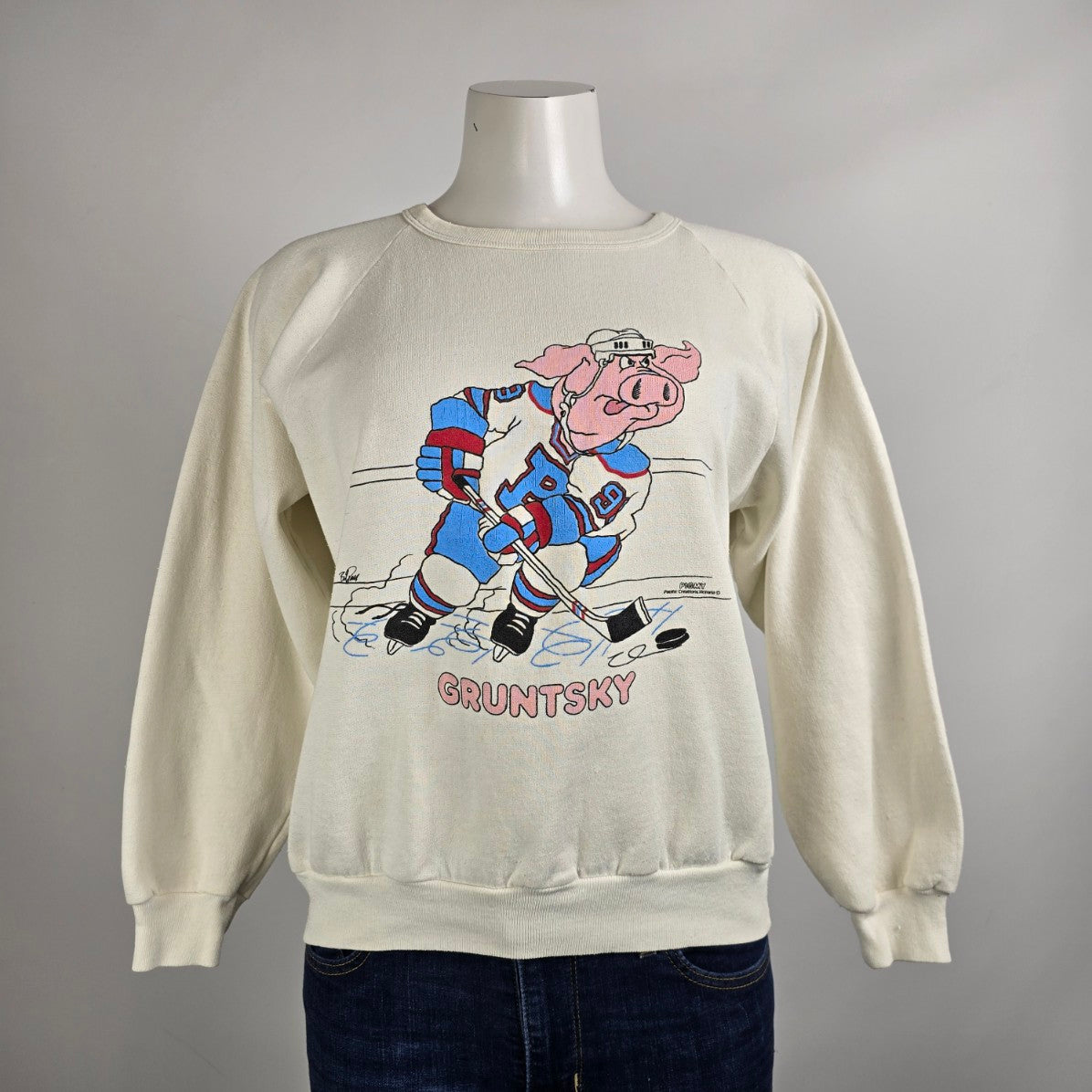 Vintage Pigmy Pacific Creations Gruntsky Pig Playing Hockey Sweatshirt Size M