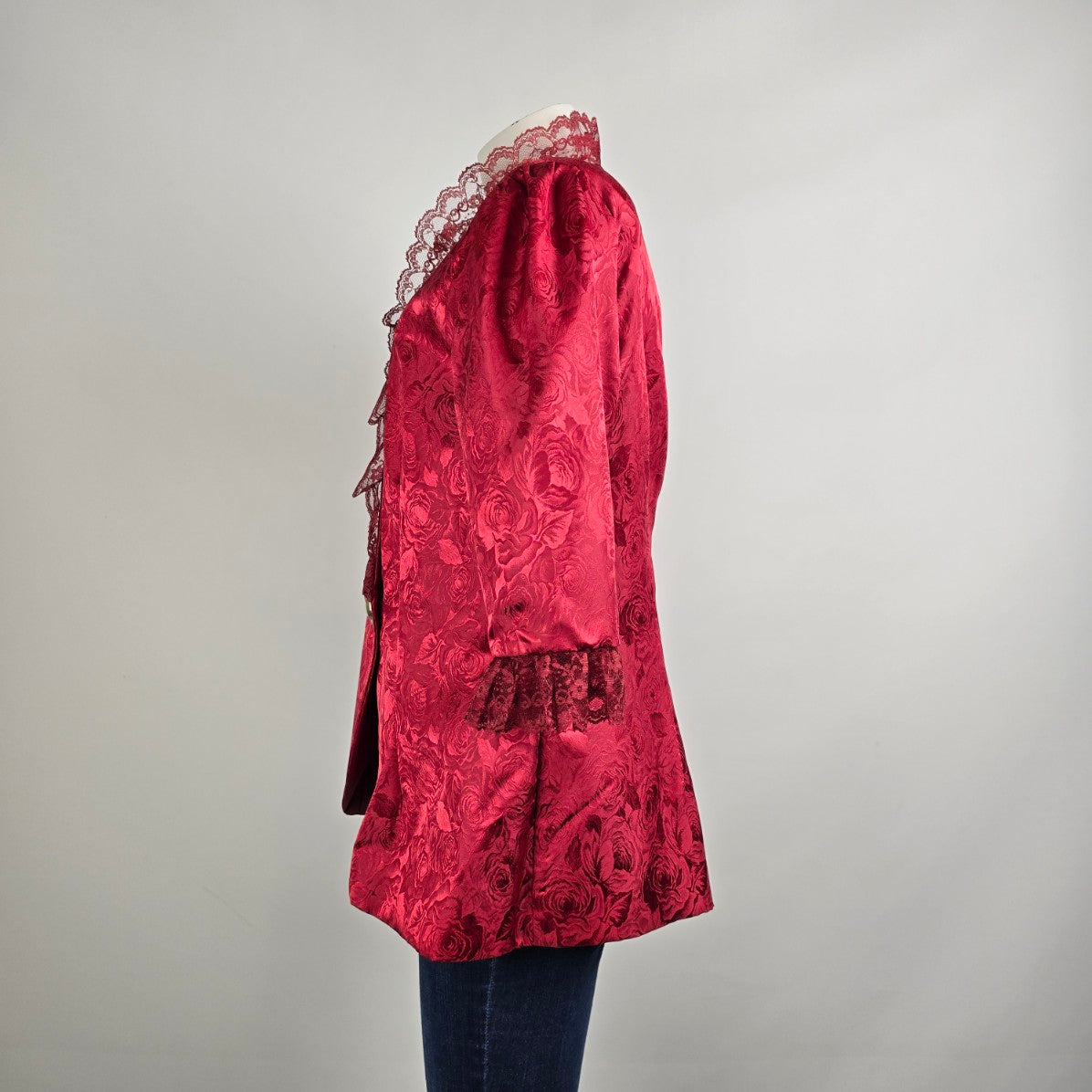 Red Floral Print Asian jacket with Lace Trim Size L