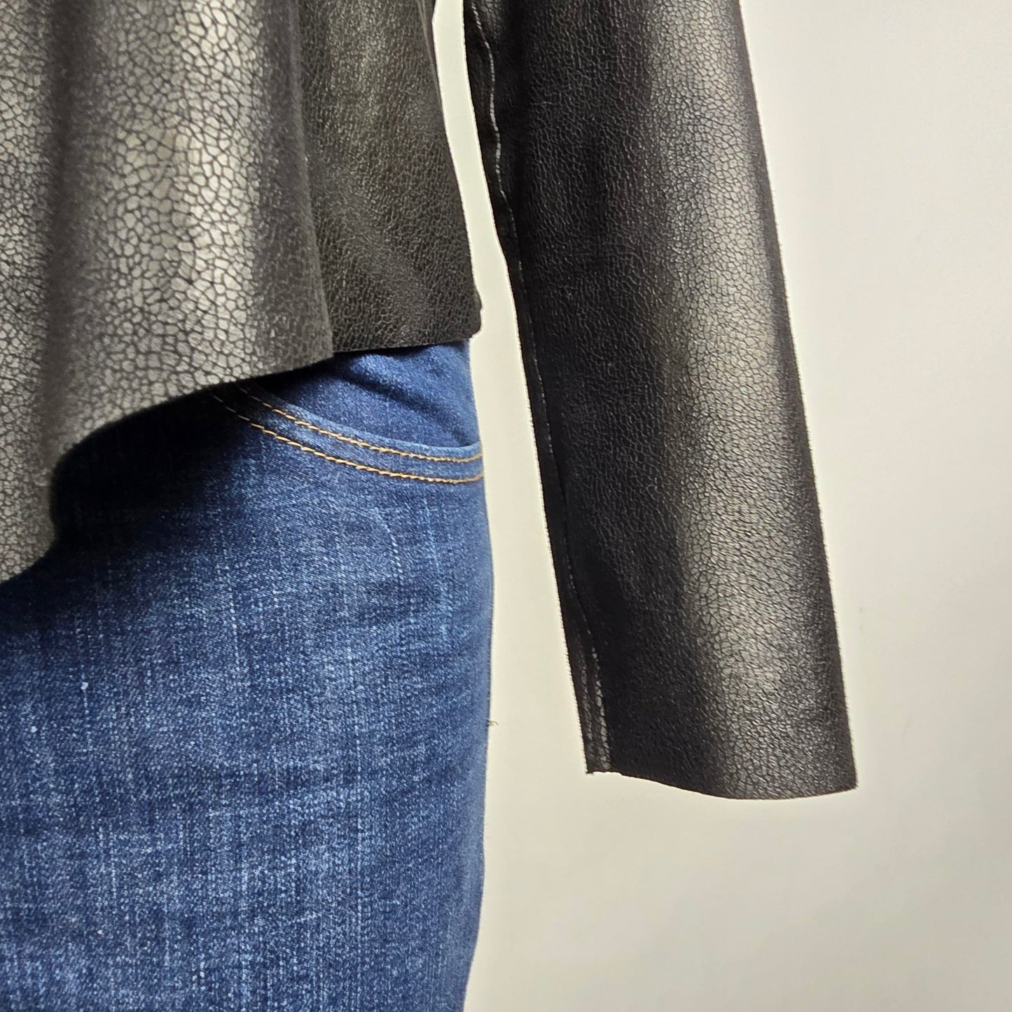 Brenda Beddome Black Waterflall Jacket Size 12