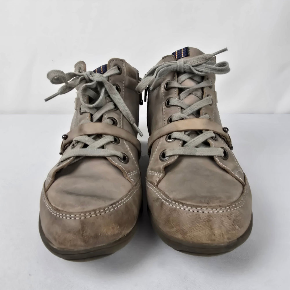 Marc Taupe Leather Lace Up Ankle Boots Size 9
