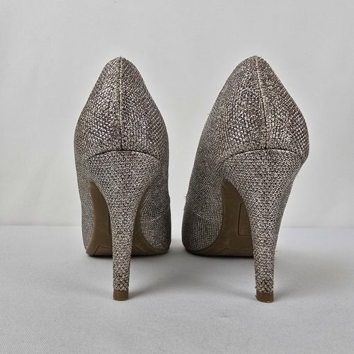 Bandolino Gold Metallic Heels Size 7.5