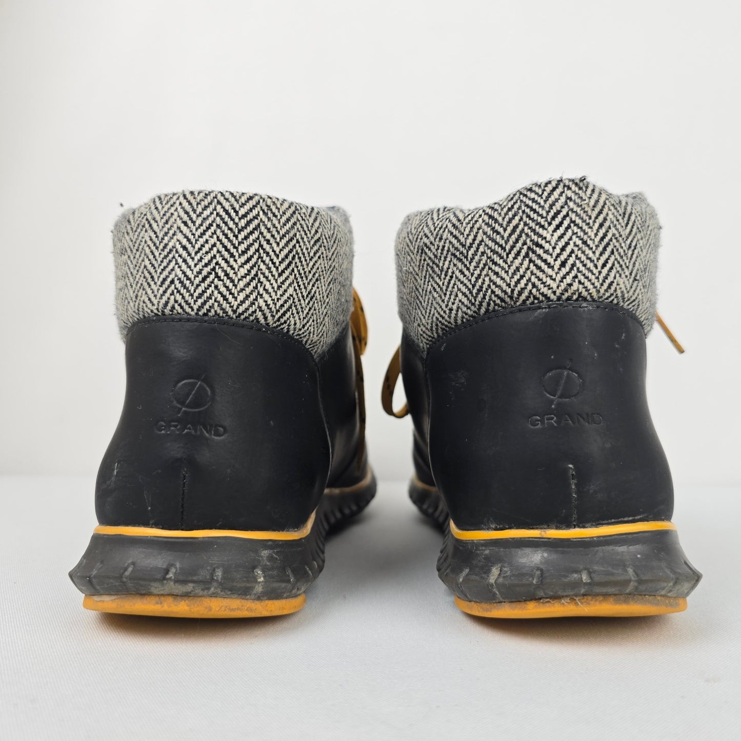 Cole Haan Zerogrand Waterproof  Black & Yellow Hiking Boot Size 9