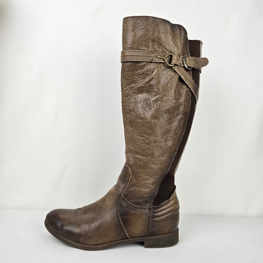 Earth Brown Leather Calf Height Boots Size 7.5