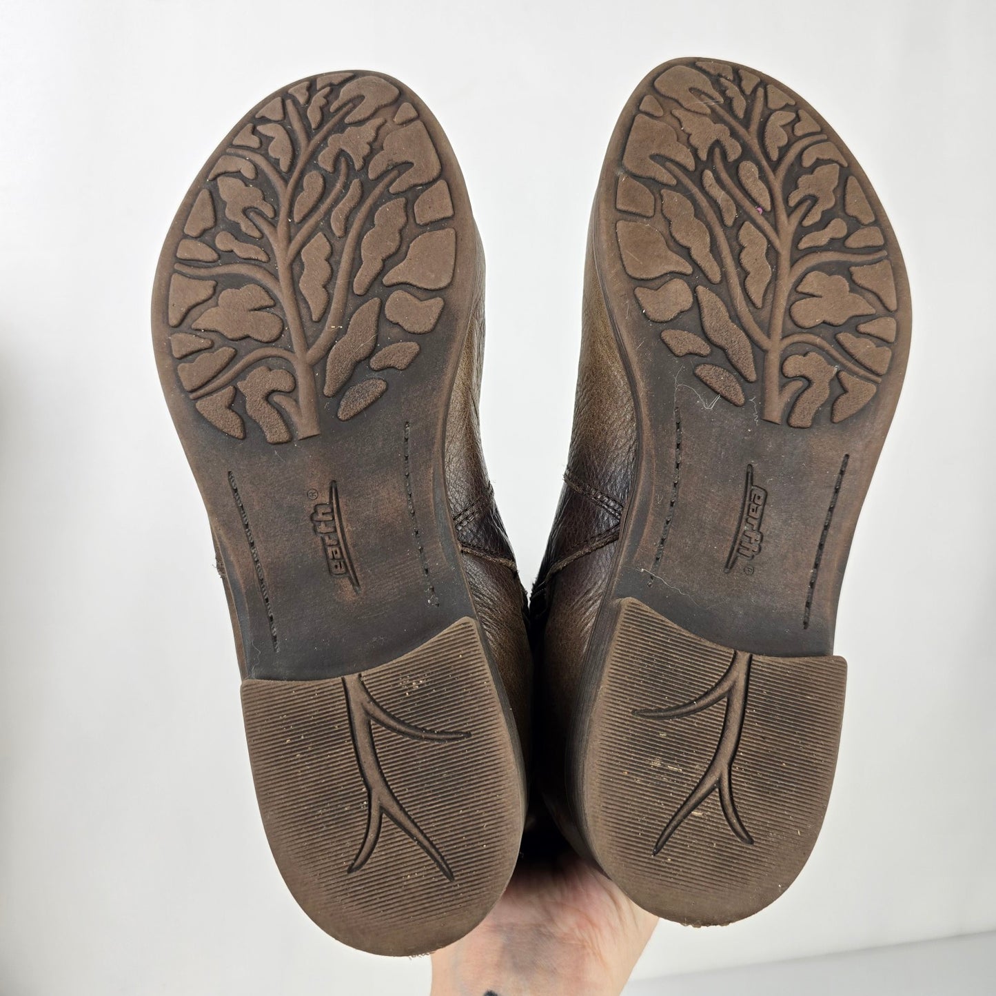 Earth Brown Leather Calf Height Boots Size 7.5