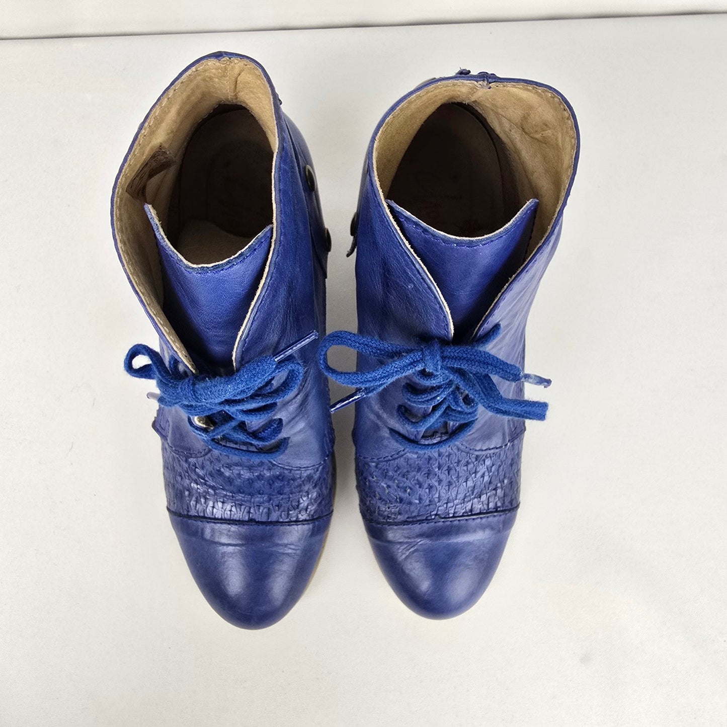 Chocolate Blue Leather Lace Up Heeled Ankle Boots Size 8