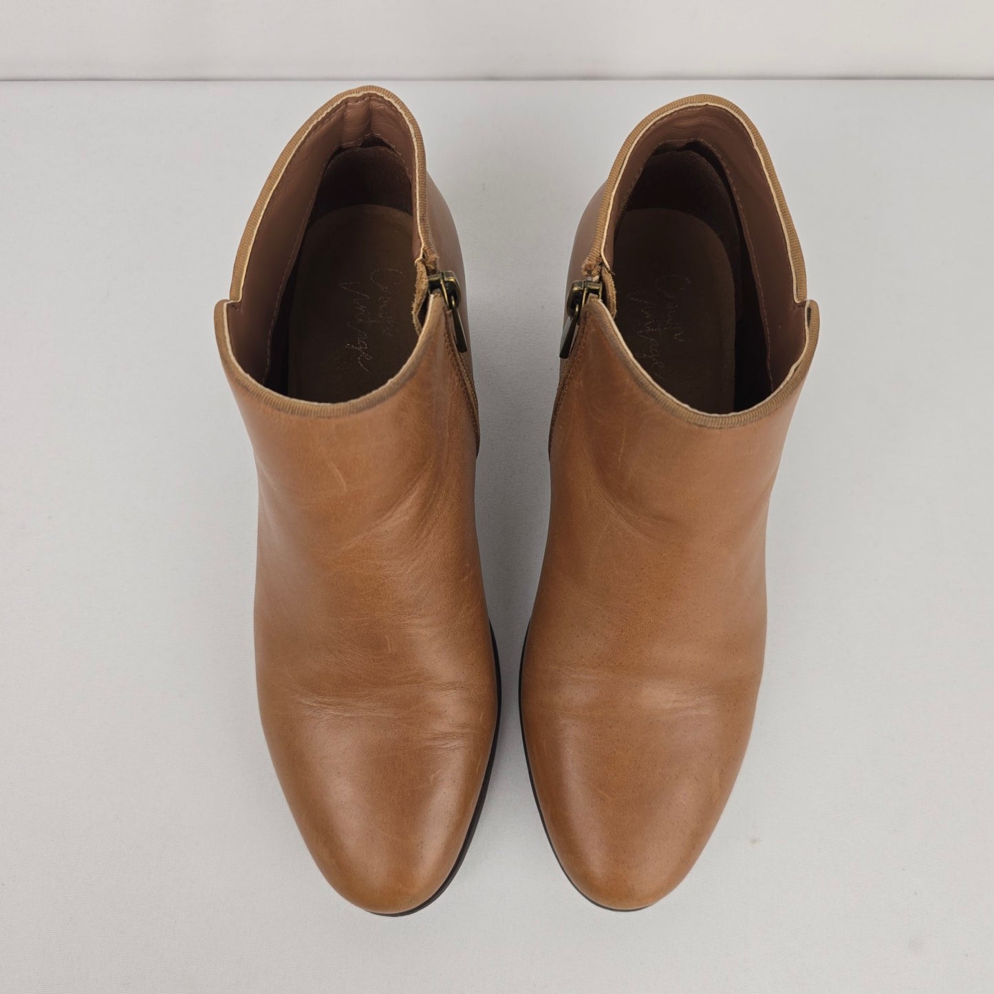 Crown Vintage Brown Leather Ankle Boots Size 7