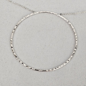 Stella & Dot Silver Tone Hammered Open Circle Pendant Necklace