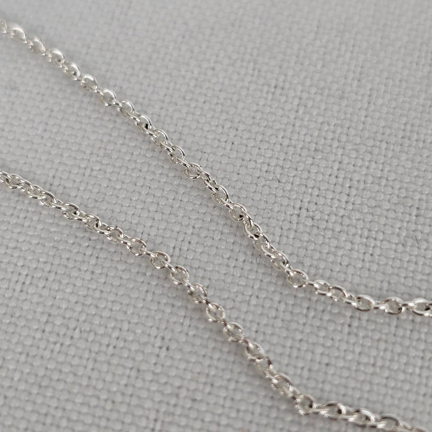 Stella & Dot Silver Tone Hammered Open Circle Pendant Necklace