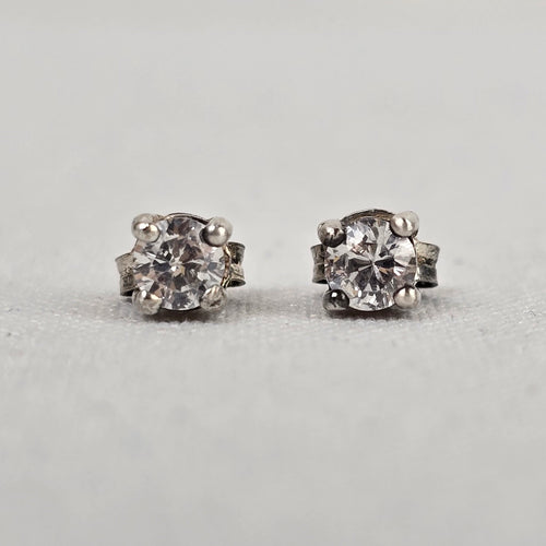 925 Sterling Silver Stud Earrings